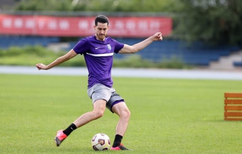 中超转会期再迎强敌，丹佛掘金调整名单，主帅态度——态度坚定，球队文化再被提及的简单介绍-体育软件