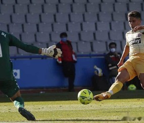 荷甲直播在线观看高清-九游体育APP